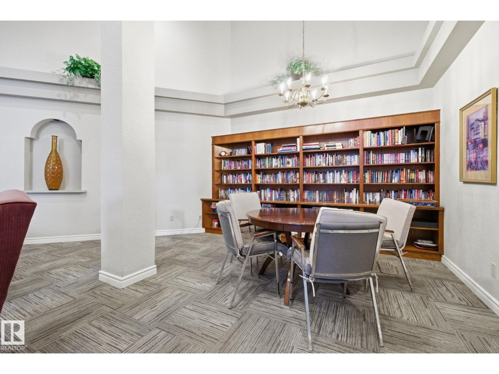 #113 10935 21 AV NW, Edmonton