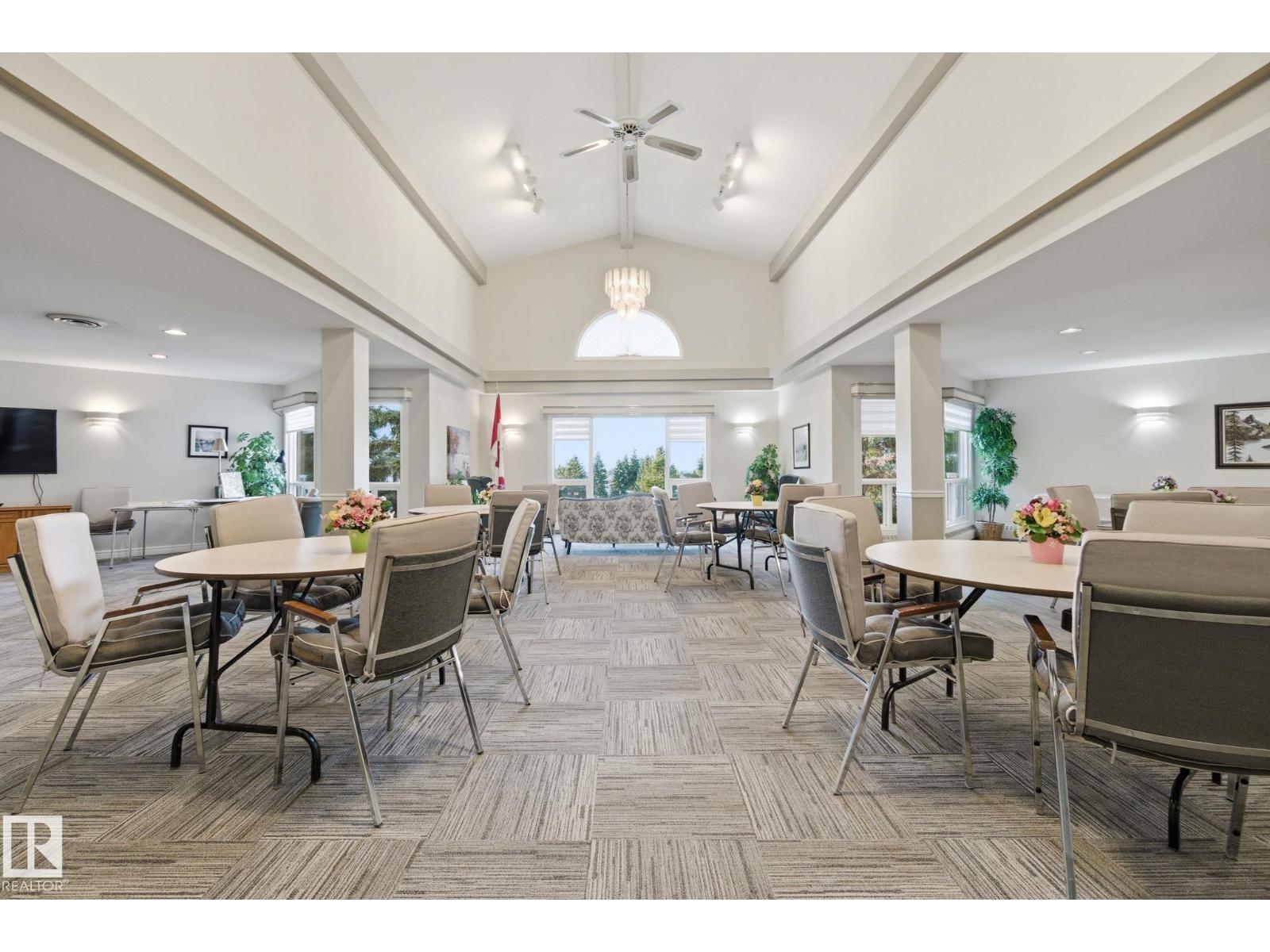 #113 10935 21 AV NW, Edmonton