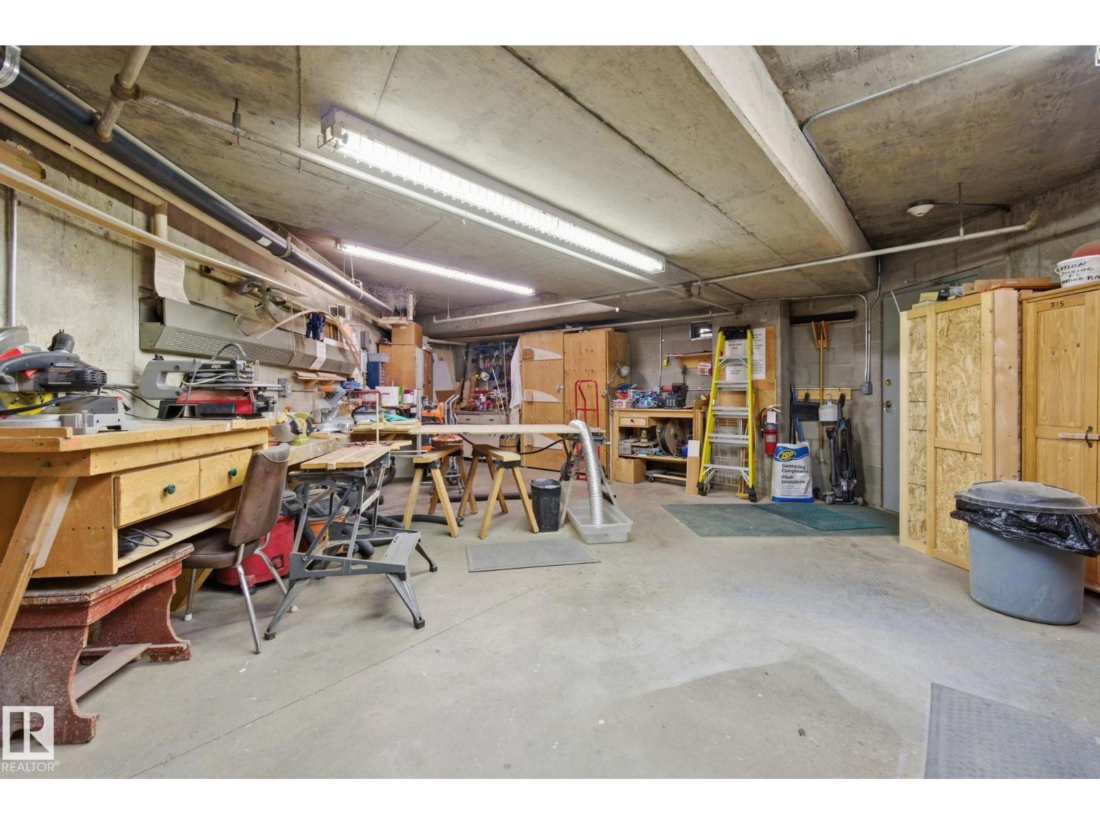 #113 10935 21 AV NW, Edmonton