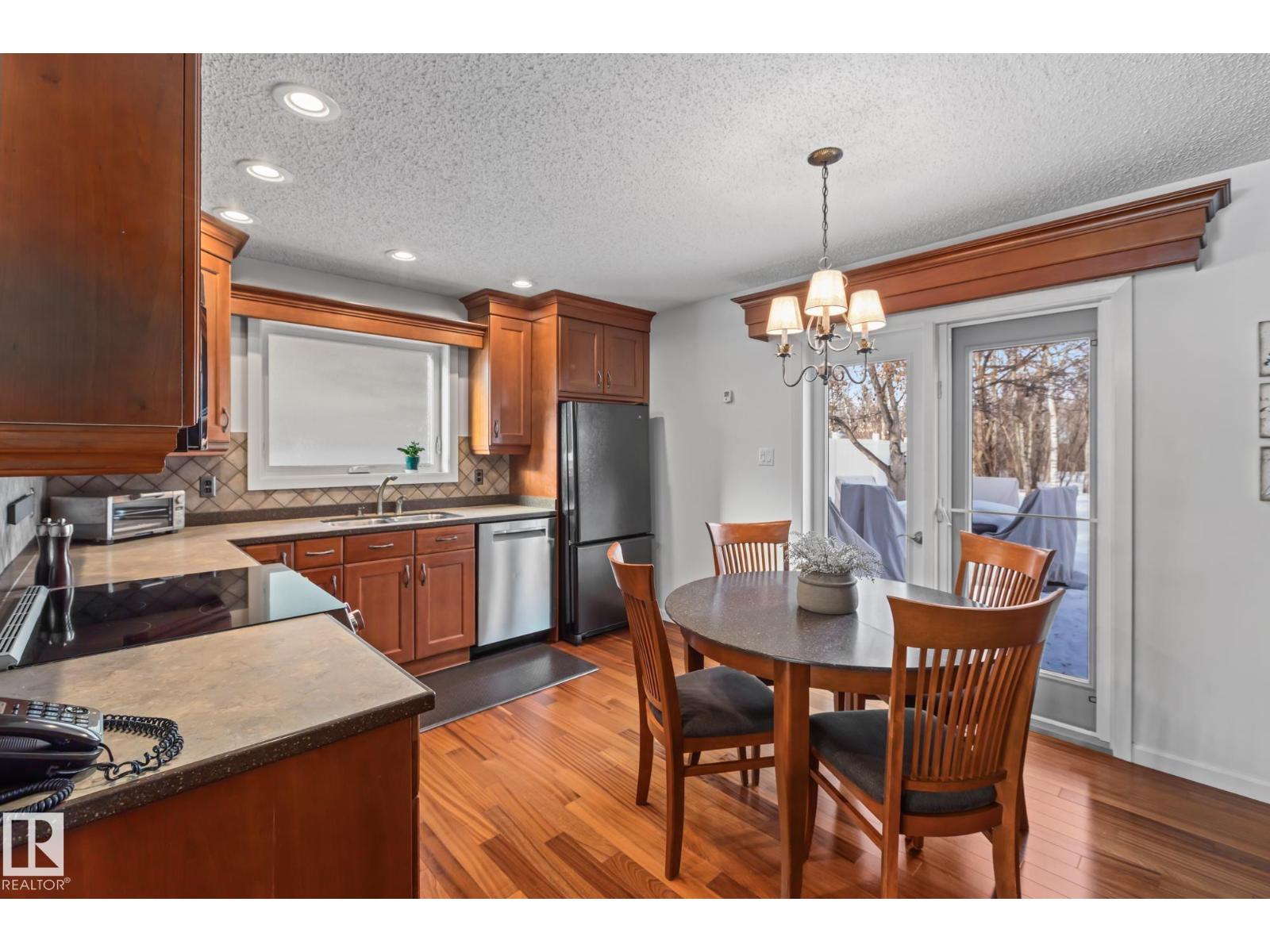 9512 180A AV NW, Edmonton