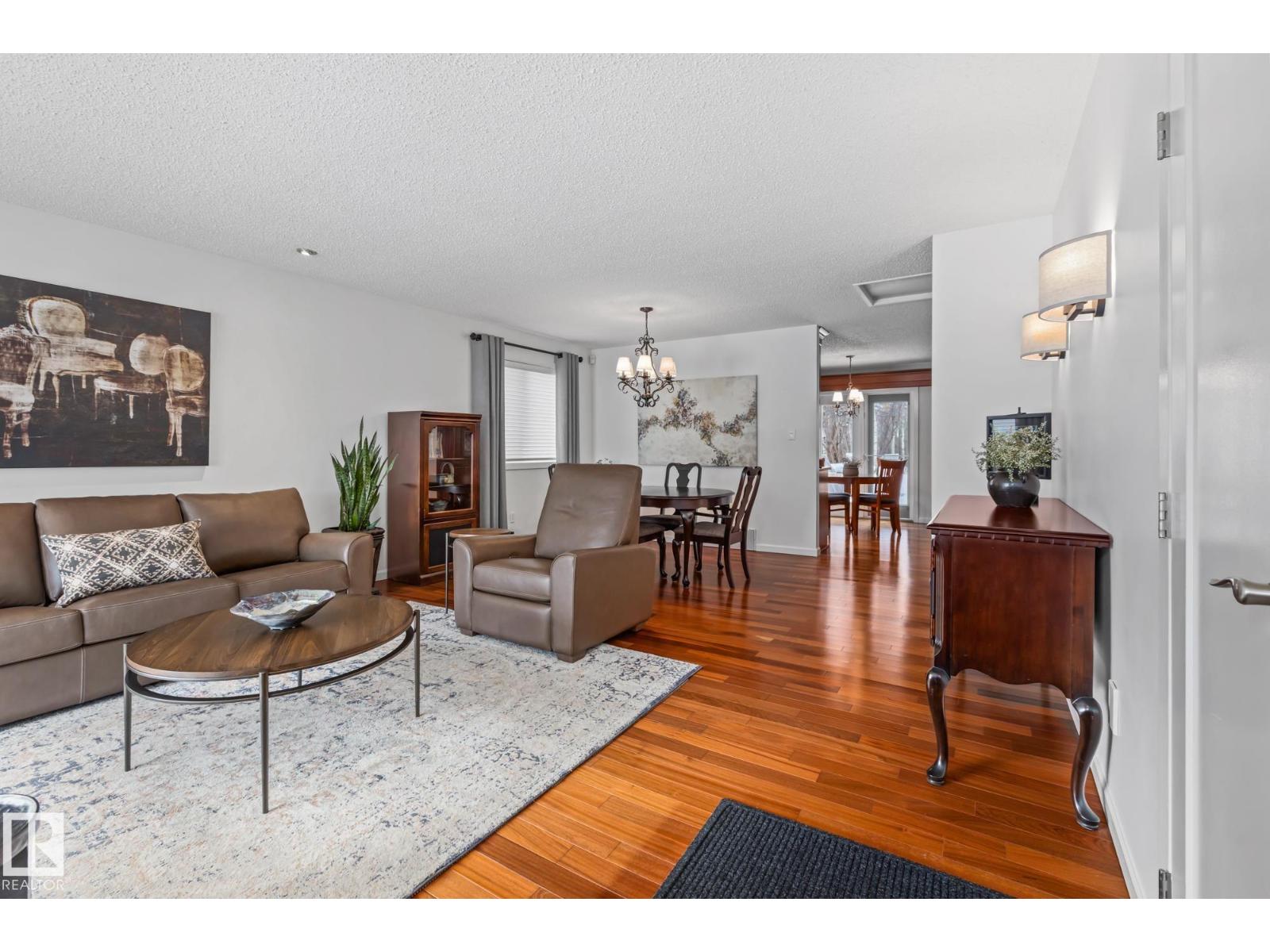 9512 180A AV NW, Edmonton