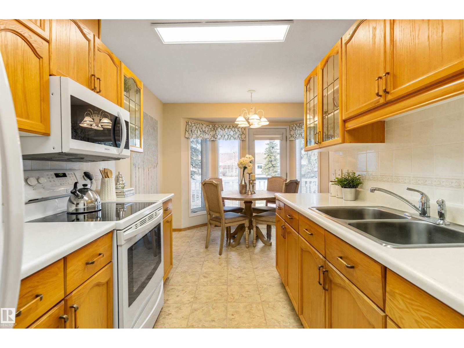 #35 13320 124 ST NW, Edmonton