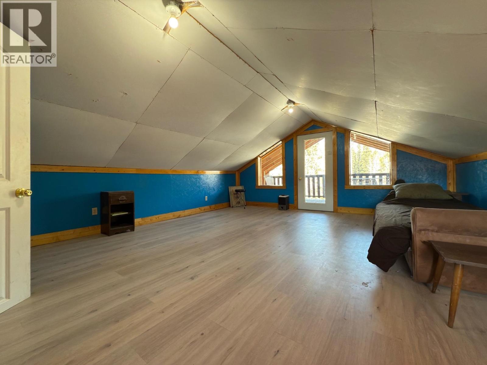 151 CHIGNELL ROAD - 24