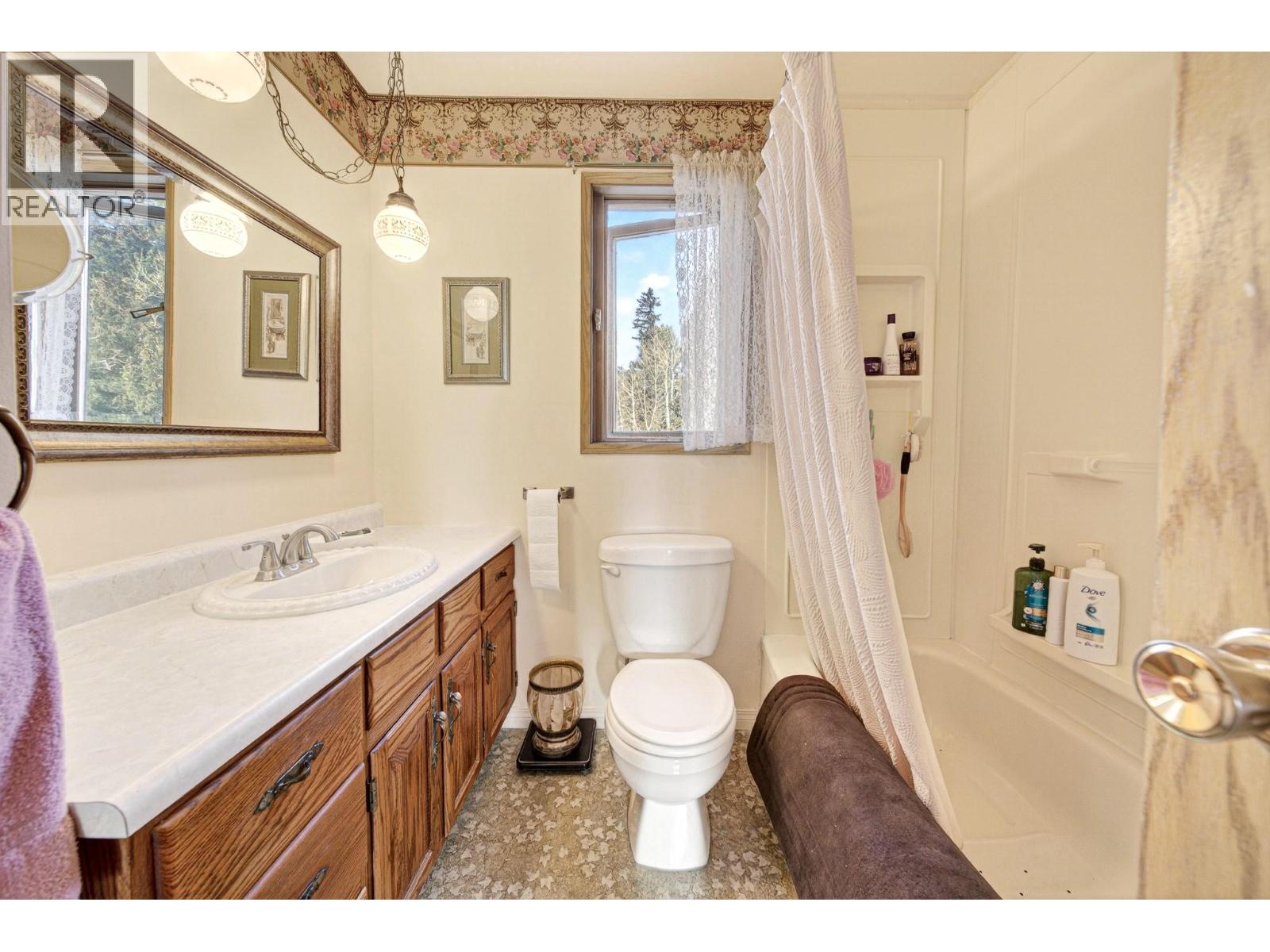 1329 Cypress Drive, Sparwood