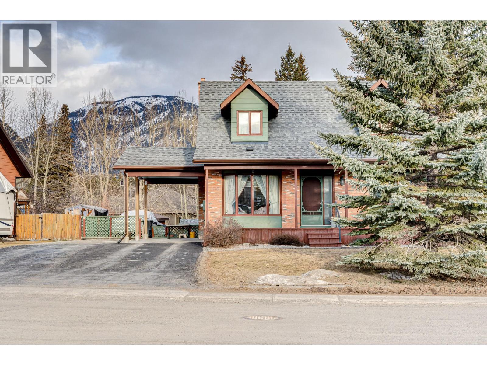 1329 Cypress Drive, Sparwood