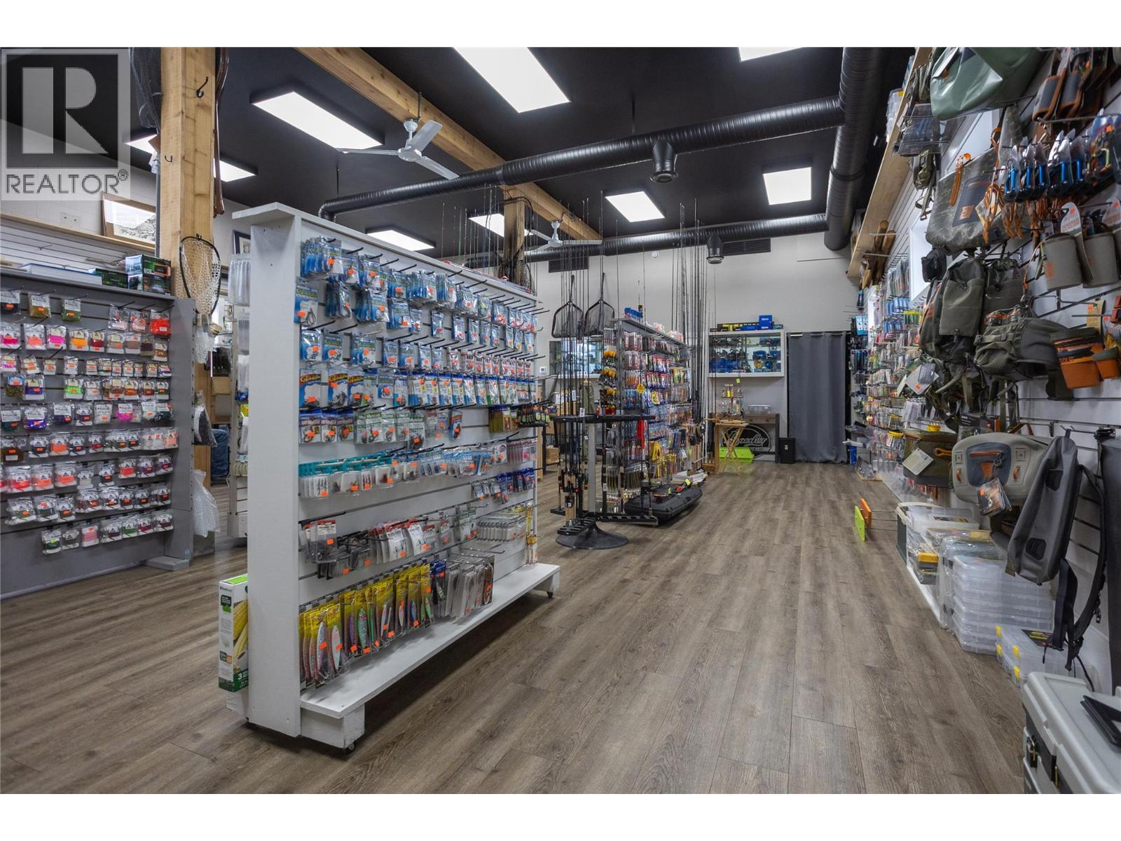  2133 Columbia Avenue, Castlegar