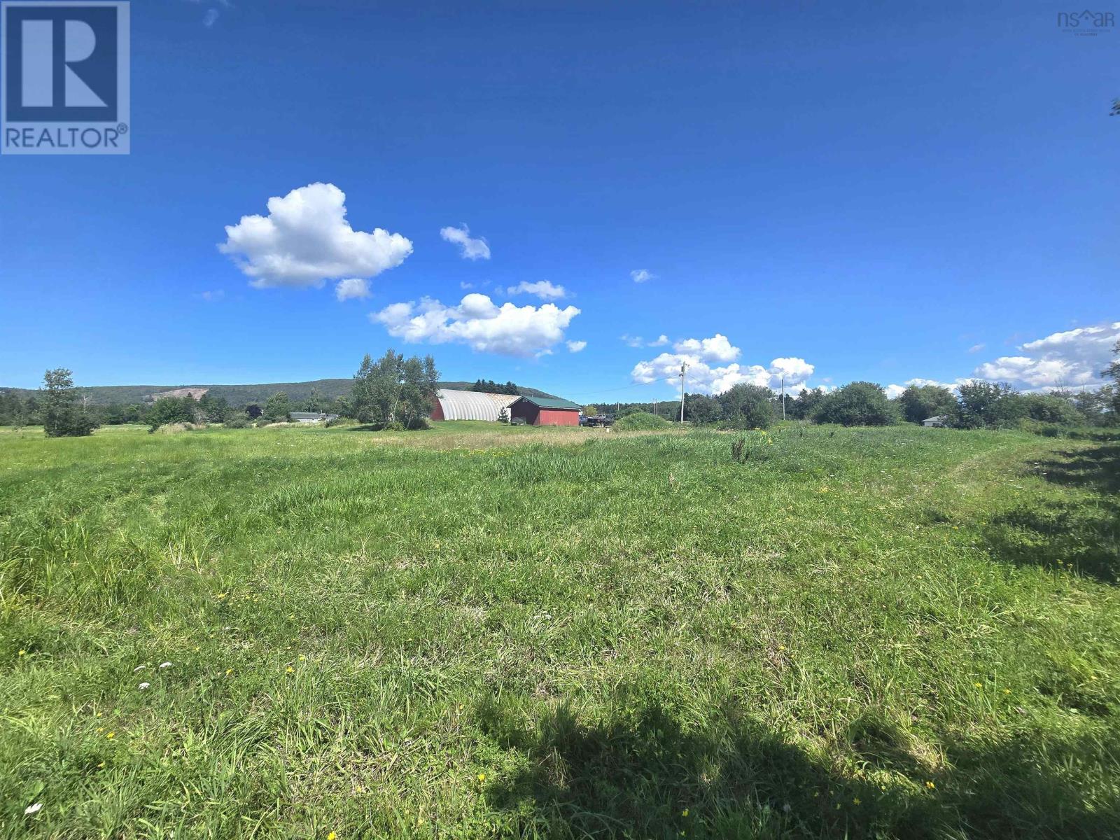 Property 22 of 32 of 33 Parker Mountain Road