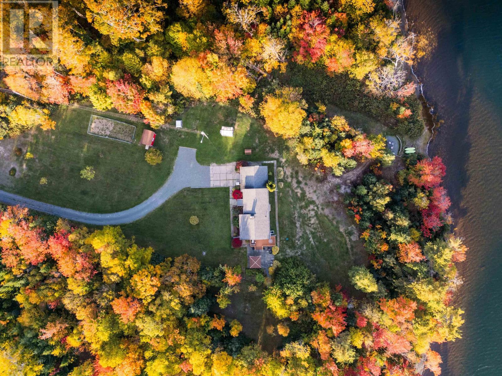 Property 11 of 48 of 5000 Louisbourg Highway