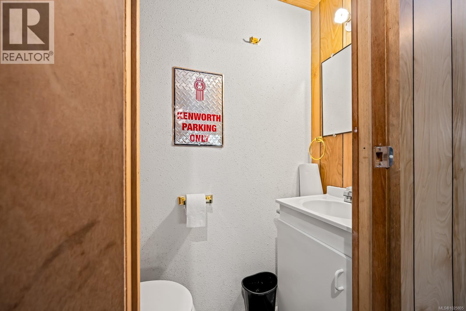 4863 Dundas Rd, Courtenay