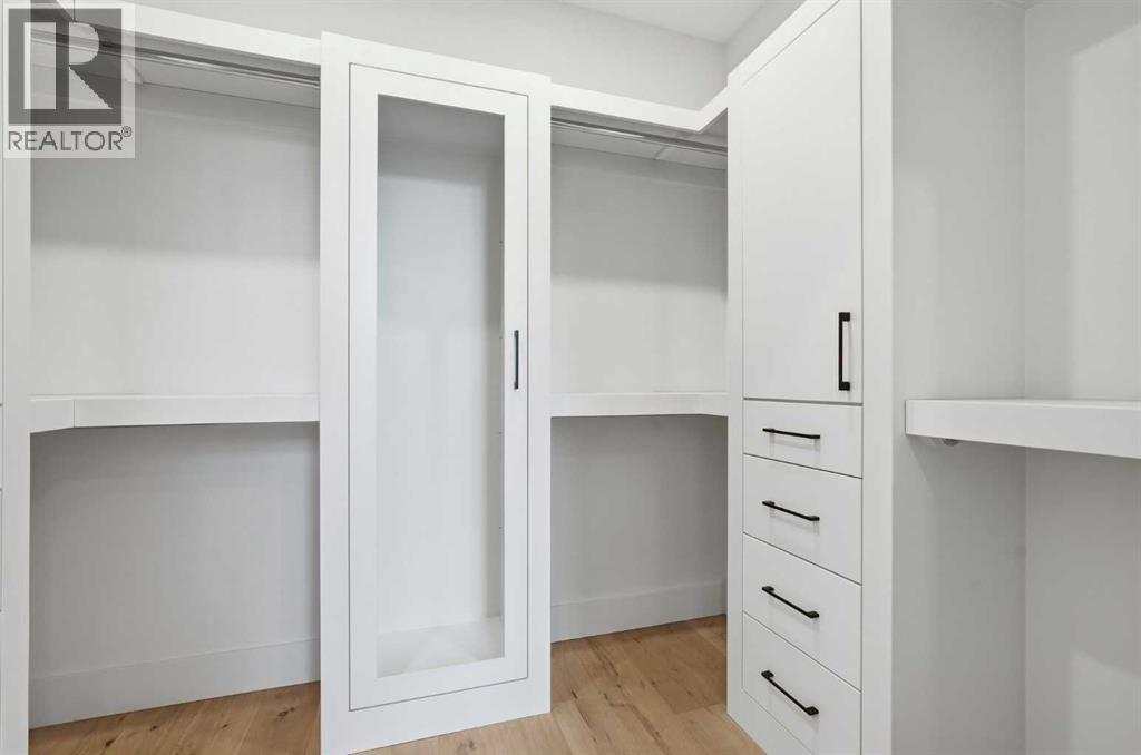 Single Family House for Sale in   Street SW Glenbrook Calgary 