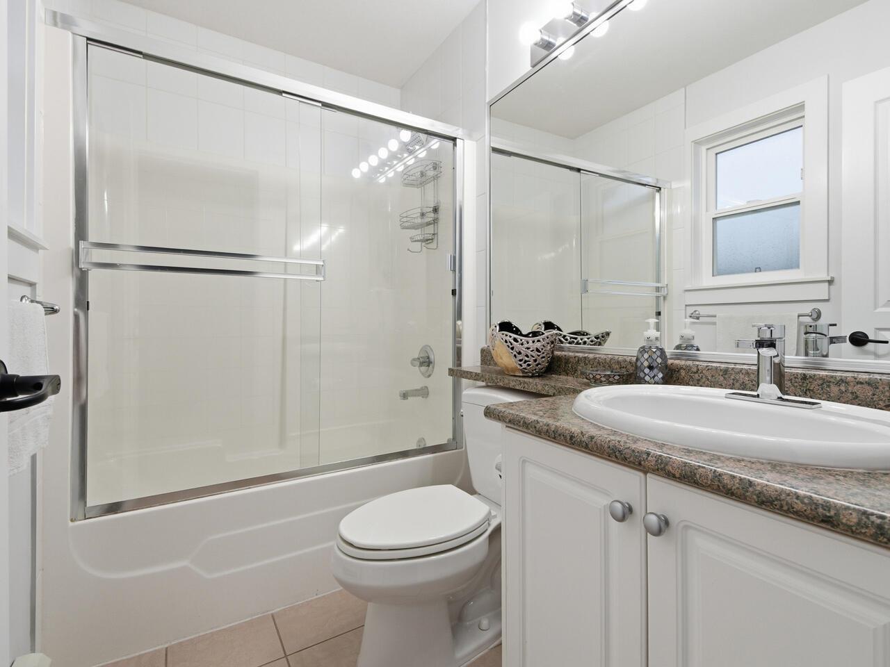 7855 112A Street, Delta