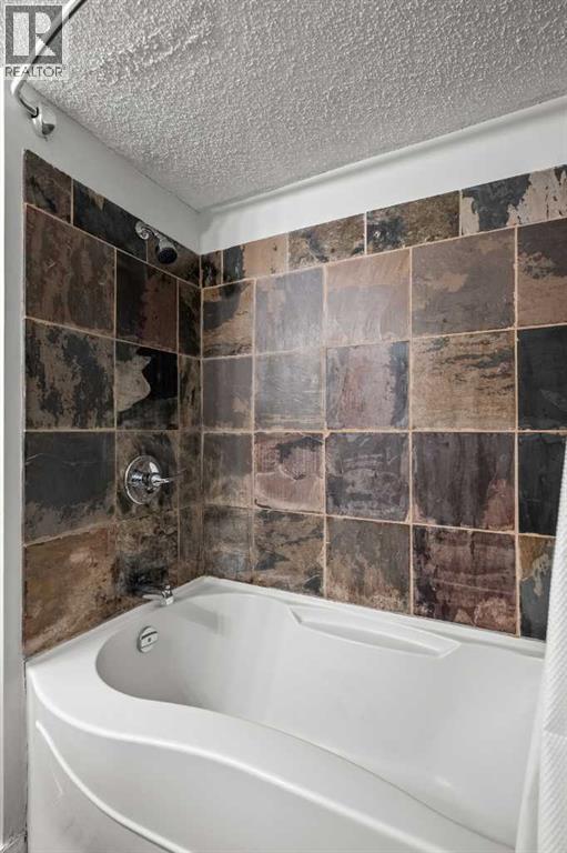 Single Family House Bungalow for Sale in    Street NW St Andrews Heights Calgary 