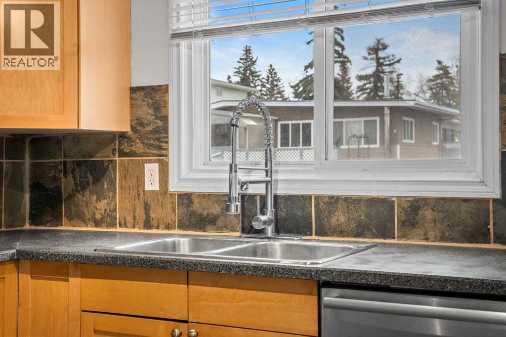 Single Family House Bungalow for Sale in    Street NW St Andrews Heights Calgary 