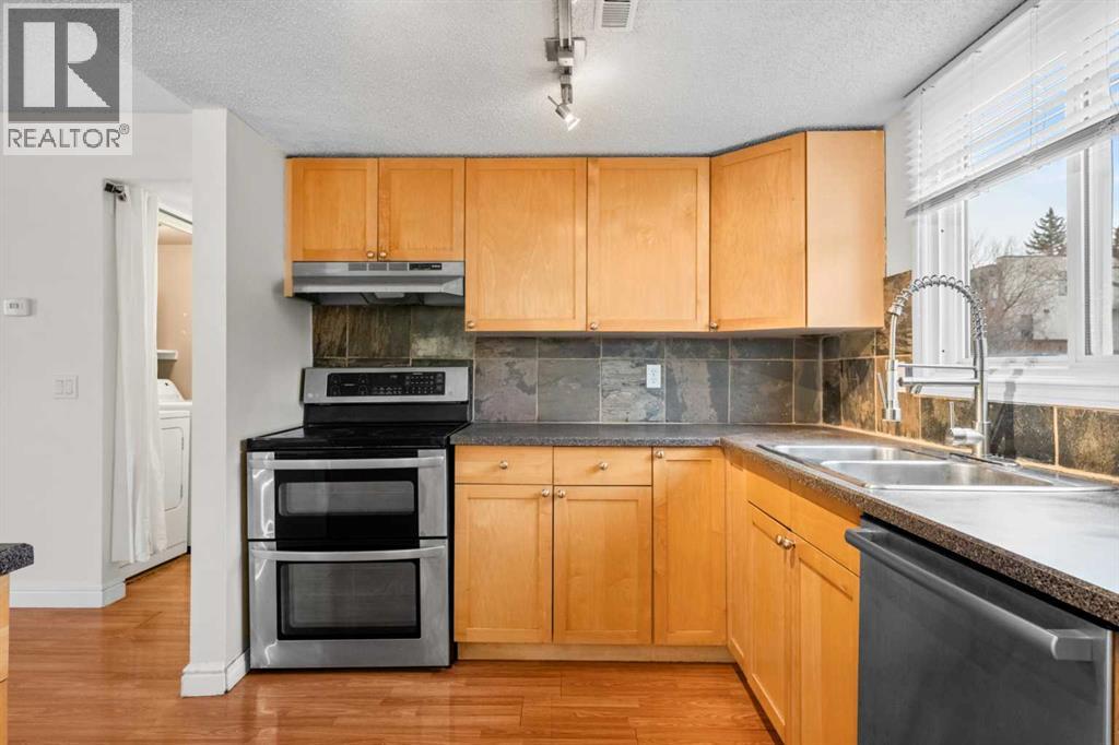 Single Family House Bungalow for Sale in    Street NW St Andrews Heights Calgary 