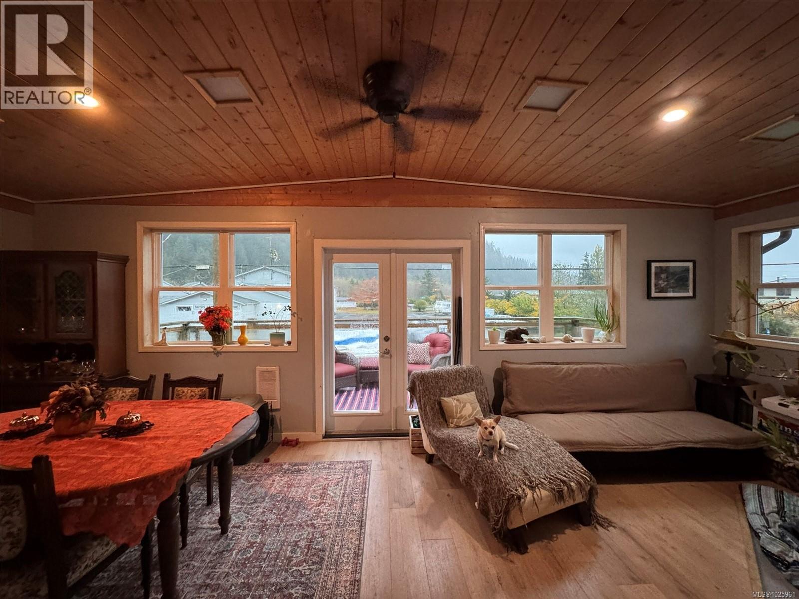 248 Alpine View Rd, Tahsis