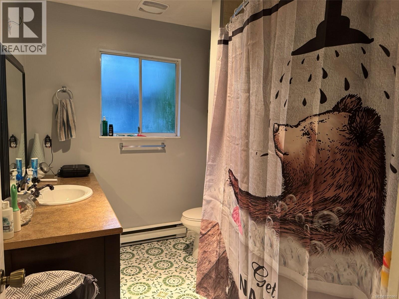 248 Alpine View Rd, Tahsis