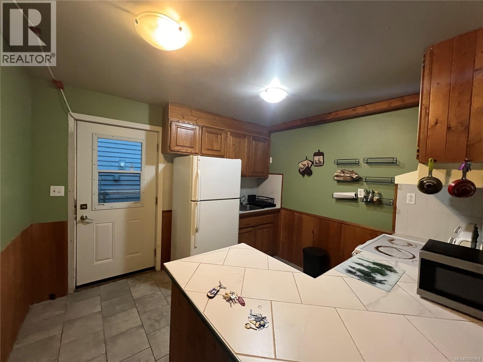 248 Alpine View Rd, Tahsis