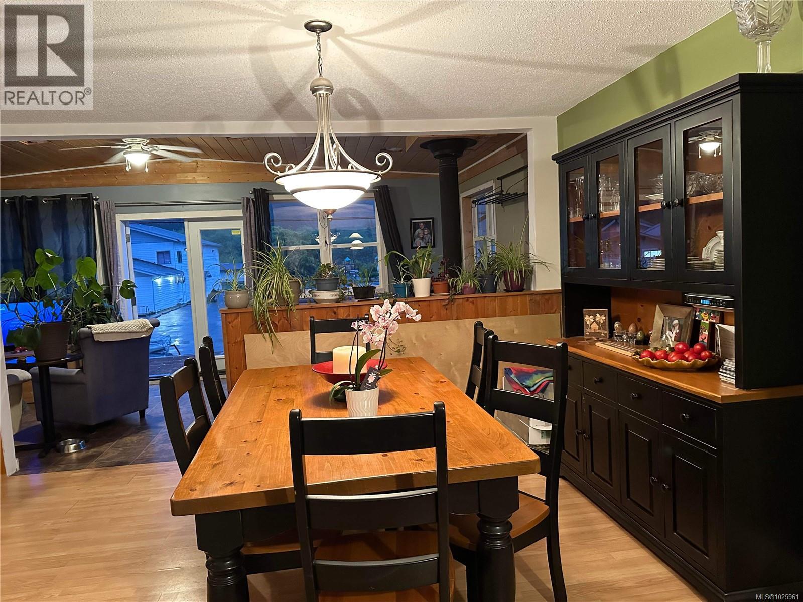 248 Alpine View Rd, Tahsis