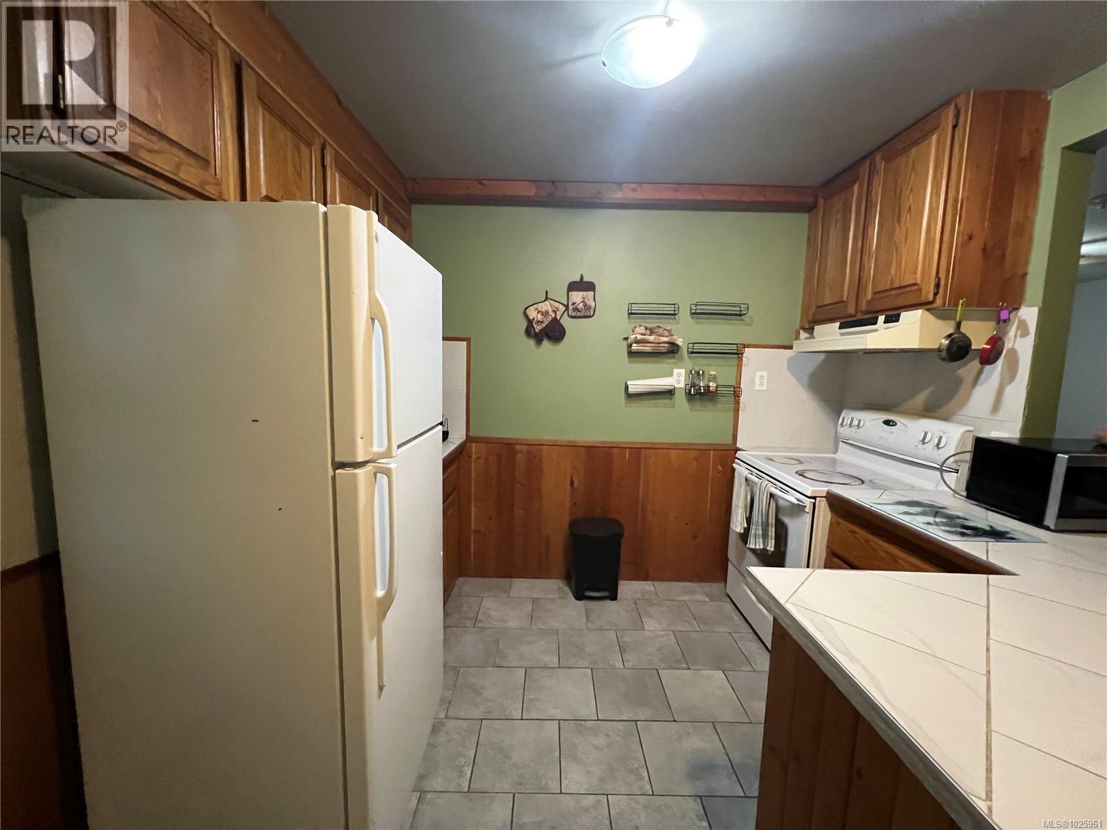 248 Alpine View Rd, Tahsis