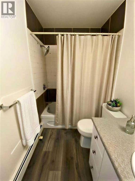 Single Family House for Sale in   Brookpark Boulevard SW Braeside Calgary 