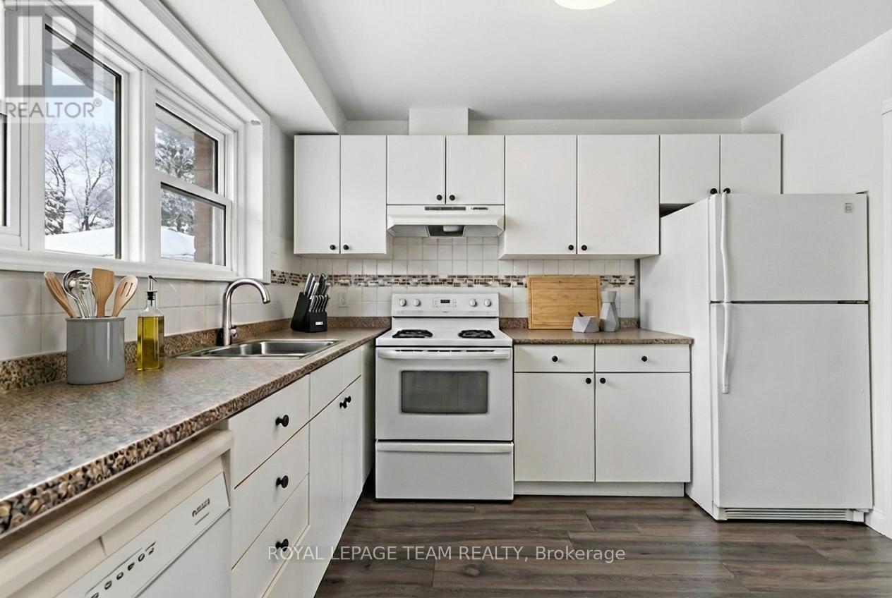 Virtually Enhanced kitchen decor