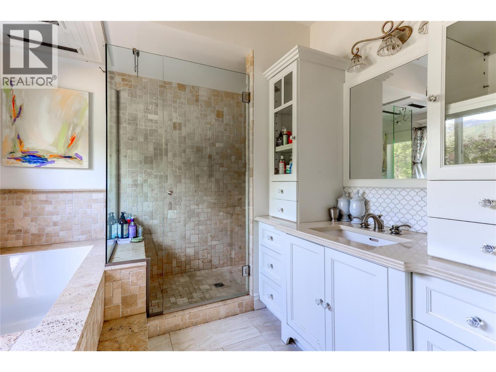  3290 Little Slocan South Road, Winlaw