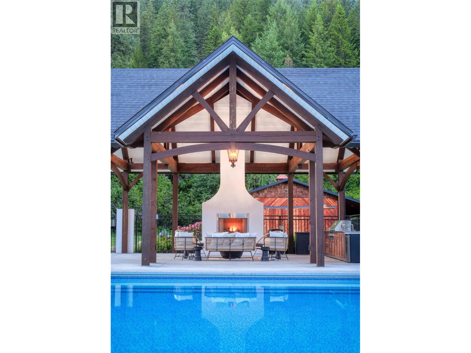  3290 Little Slocan South Road, Winlaw