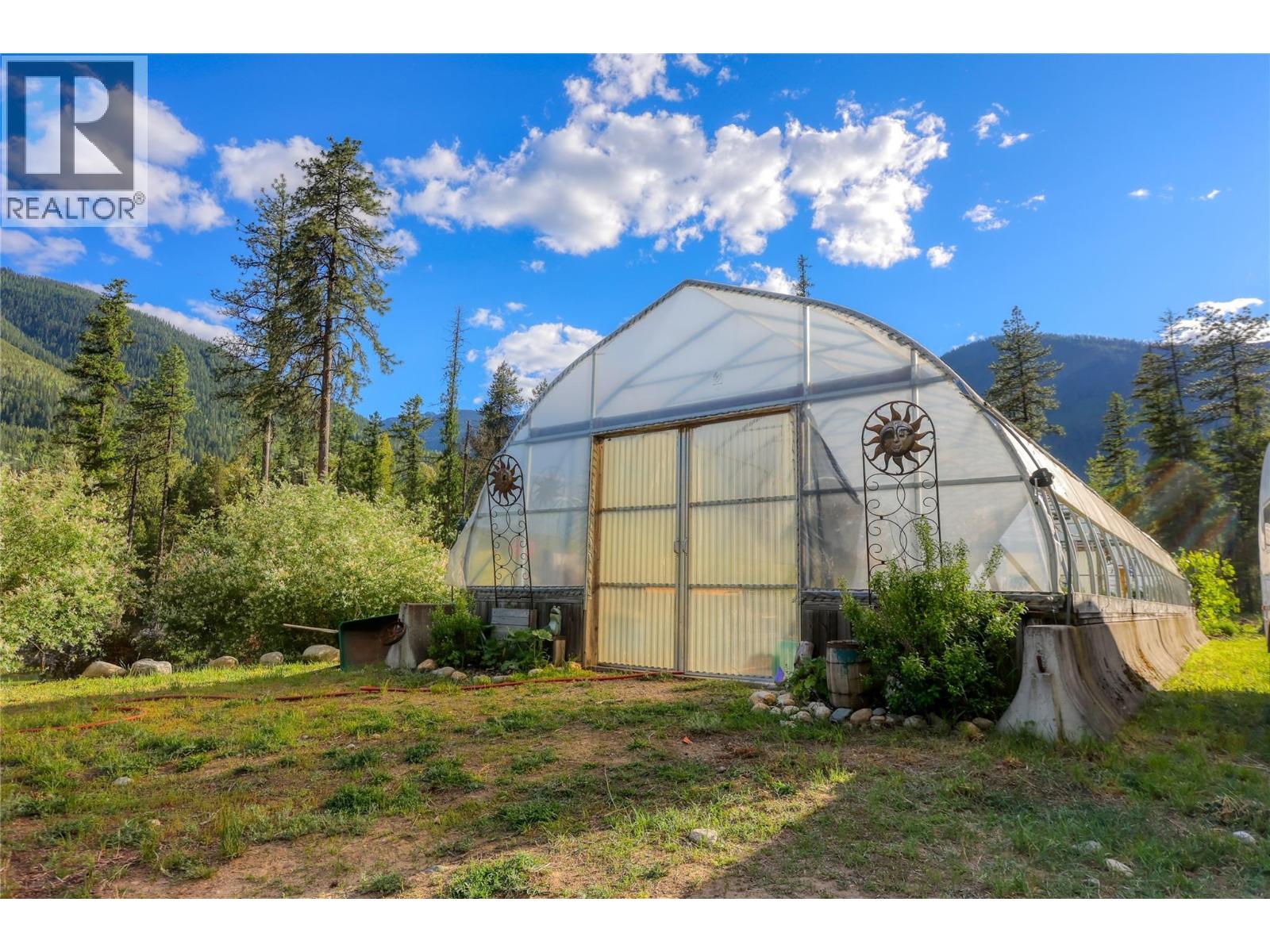  3290 Little Slocan South Road, Winlaw