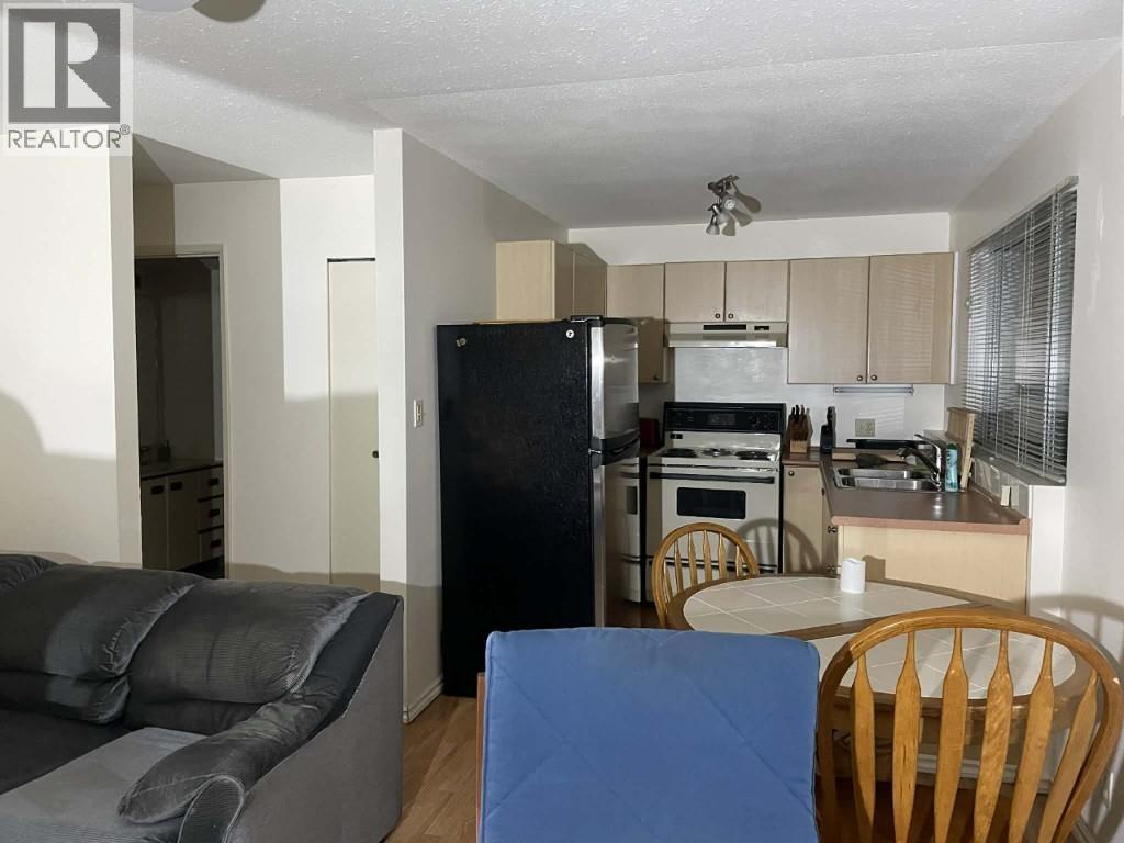 1214 CAROLE PLACE, Gibsons