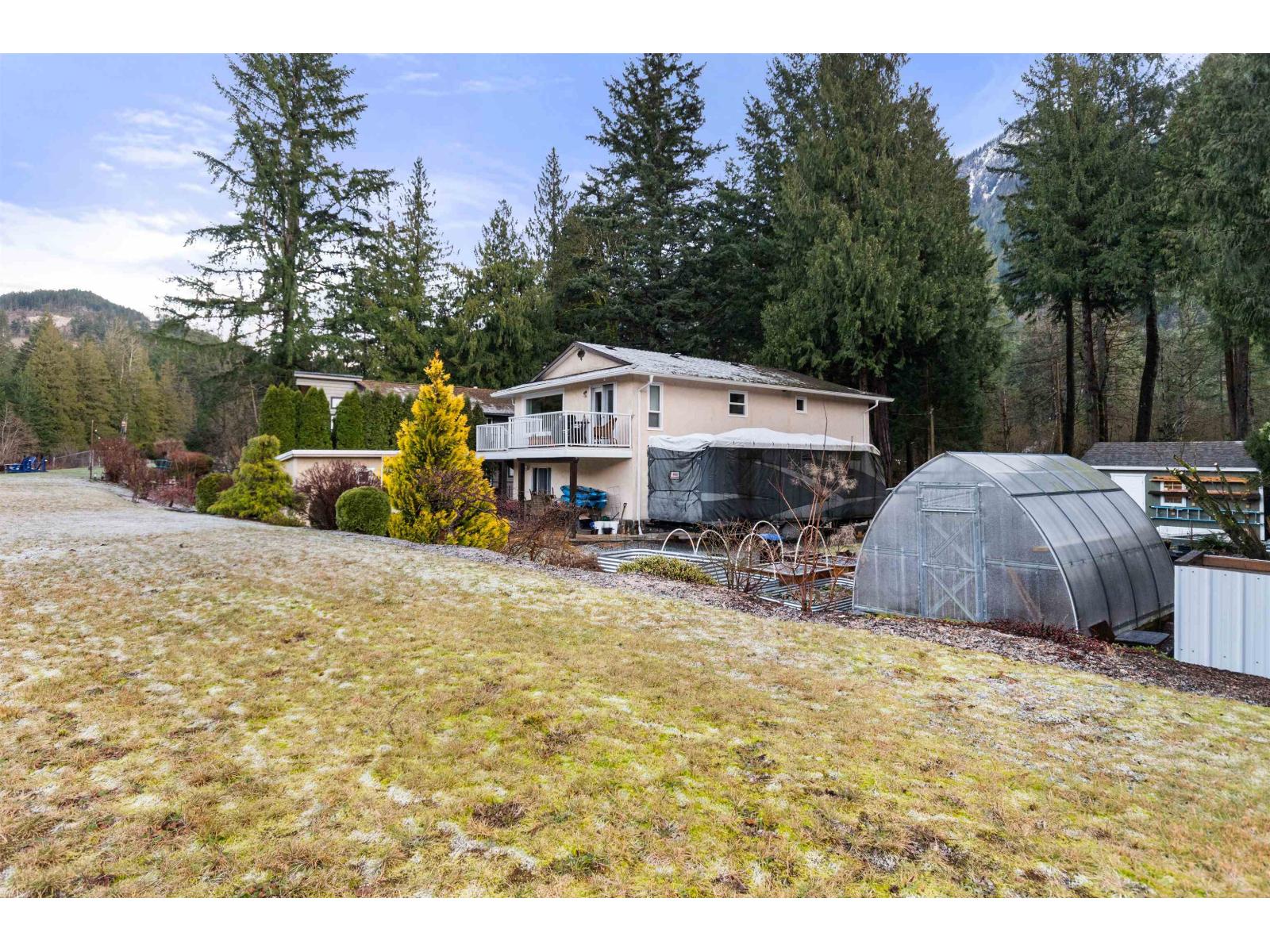 120 ROBERTSON CRESCENT, Hope