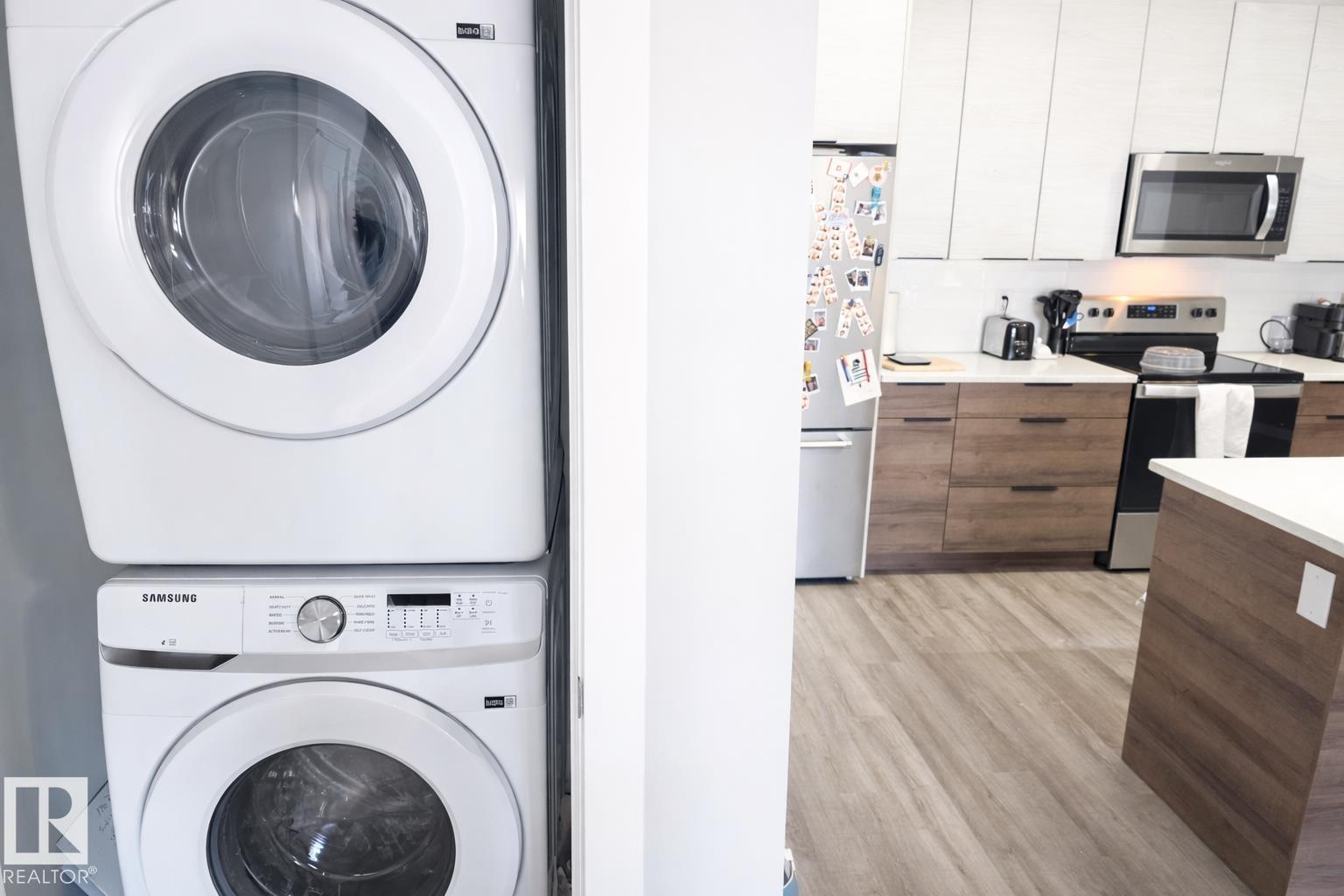 7113 / 7115 106 ST NW, Edmonton