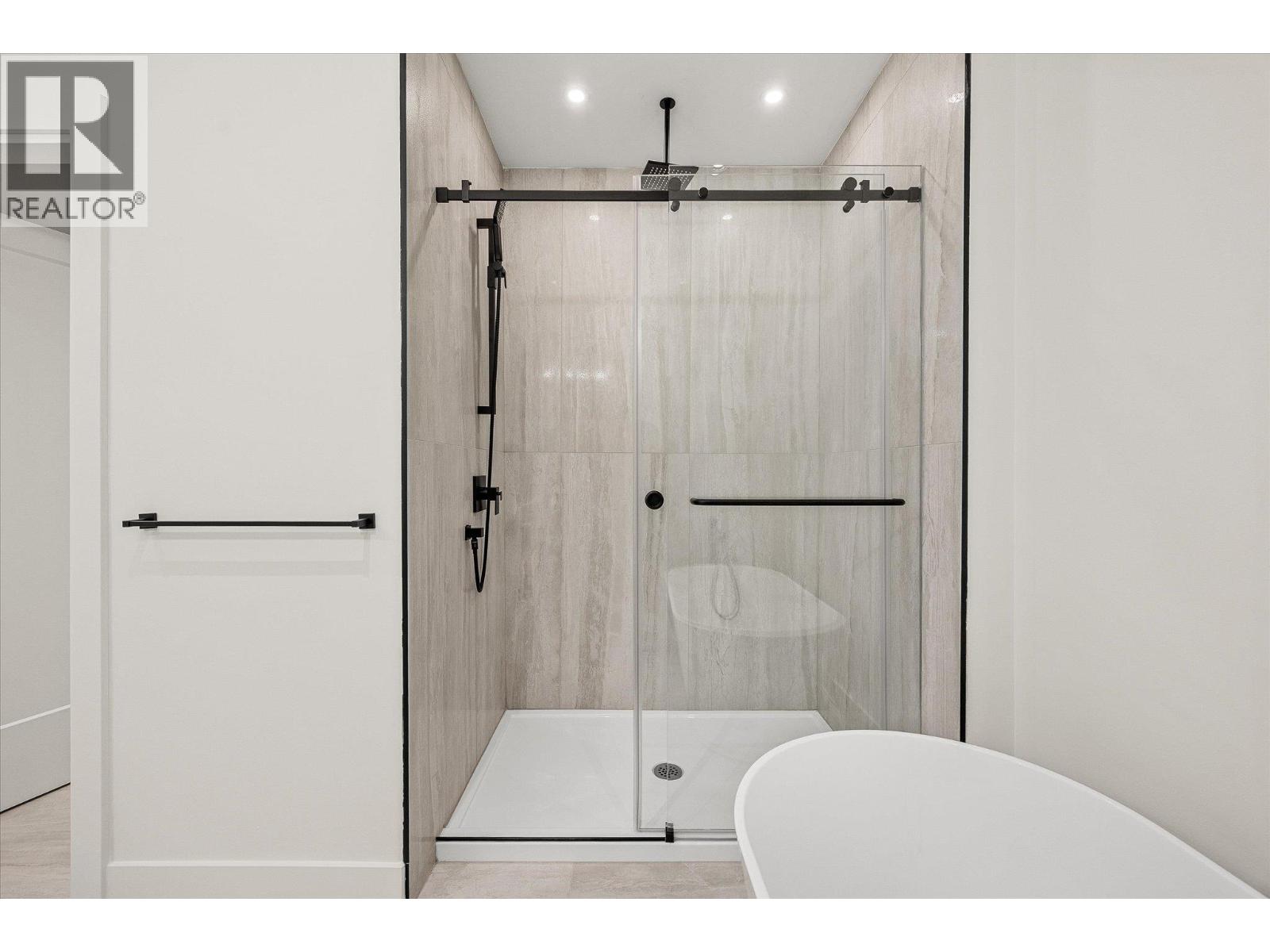 1 840 Grenfell Avenue, Kelowna