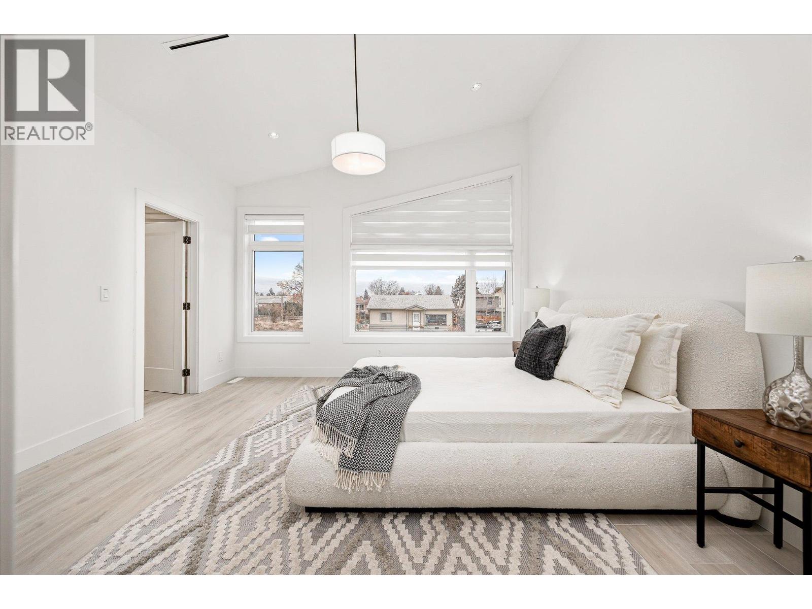 1 840 Grenfell Avenue, Kelowna