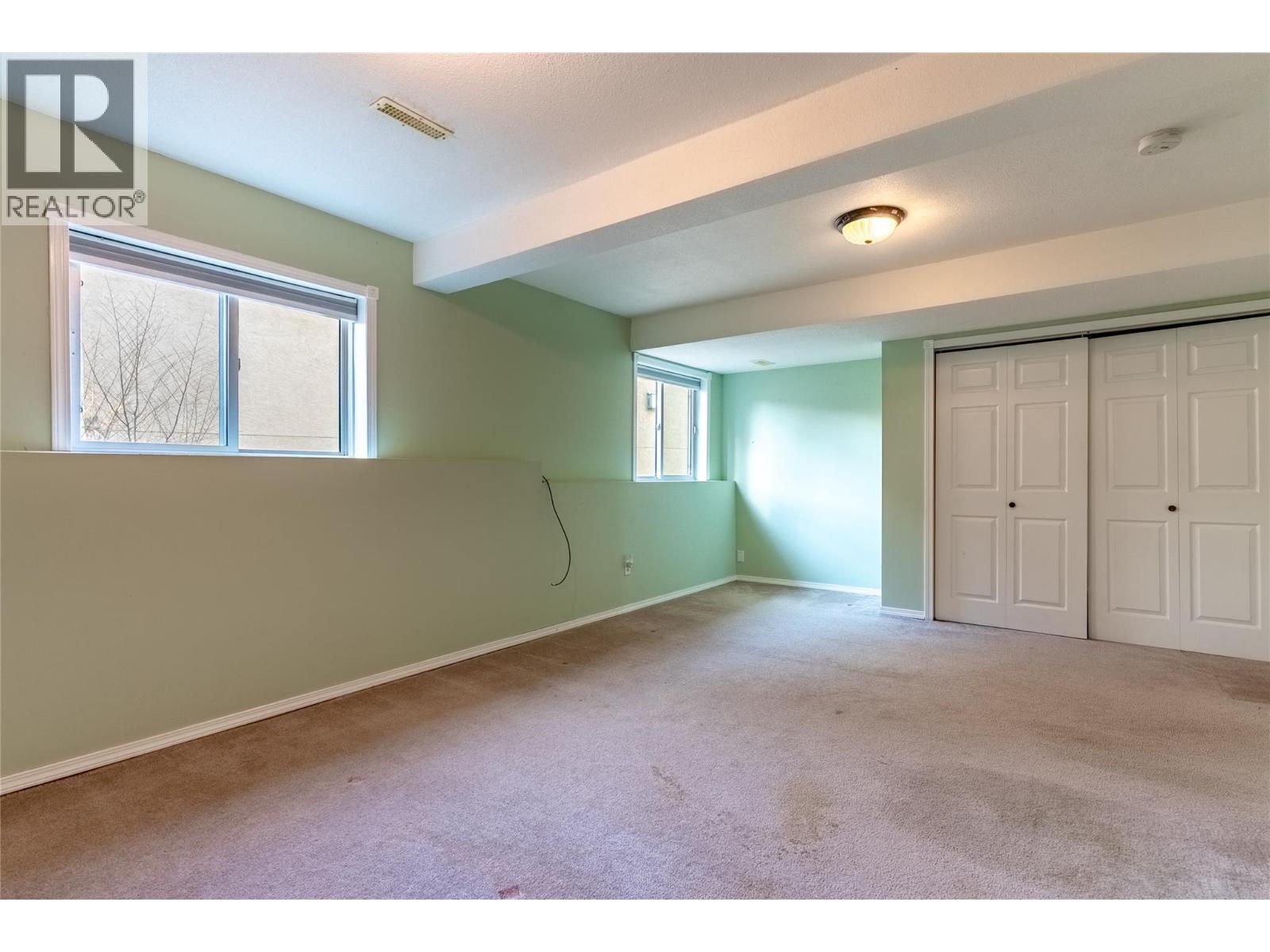 1230 VISTA HEIGHTS Drive - 27