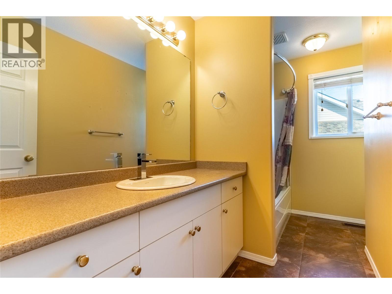 1230 VISTA HEIGHTS Drive, Ashcroft