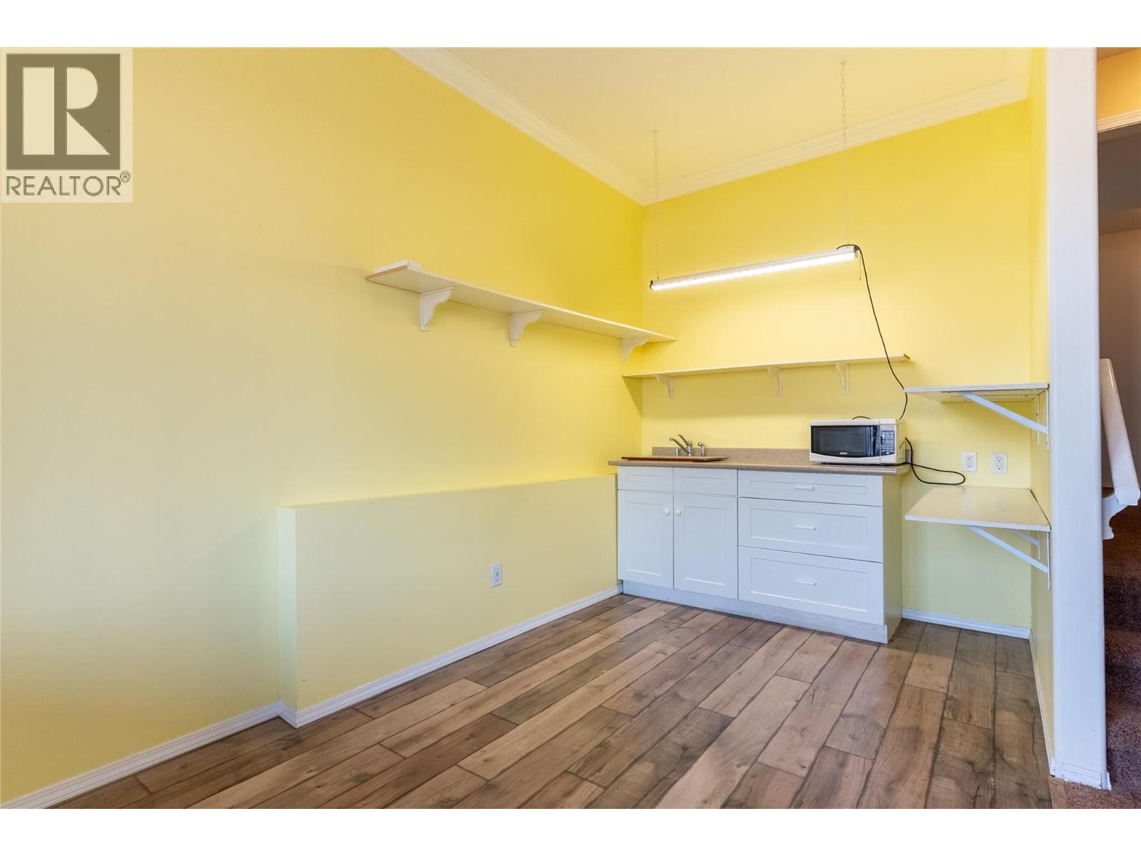 1230 VISTA HEIGHTS Drive - 23