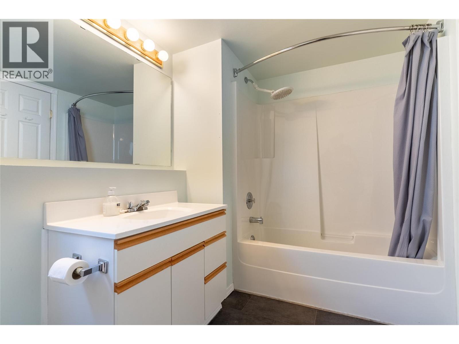 1230 VISTA HEIGHTS Drive, Ashcroft