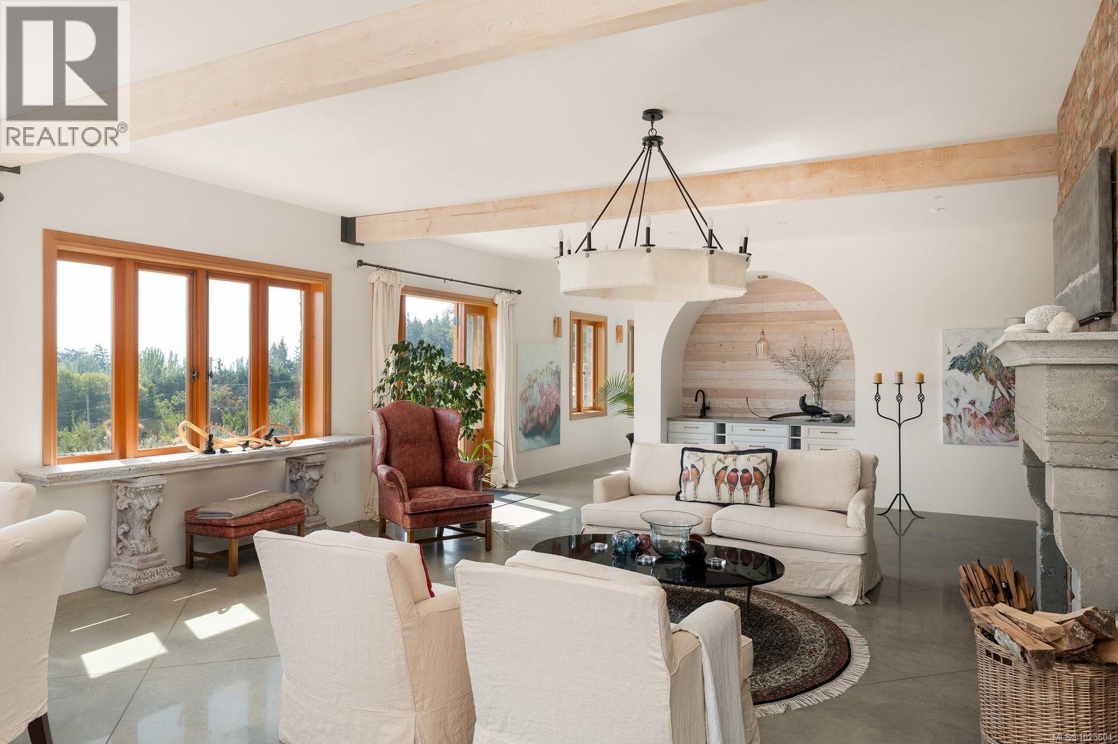  735 Arden Road, Metchosin