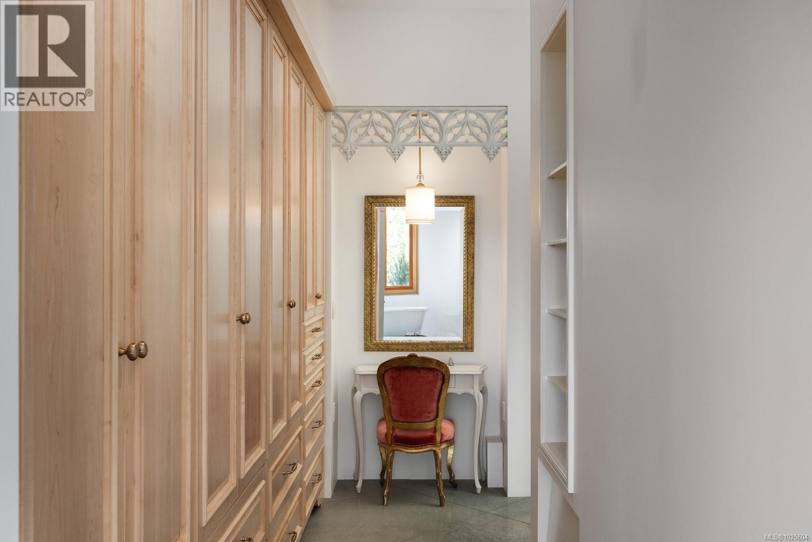  735 Arden Road, Metchosin