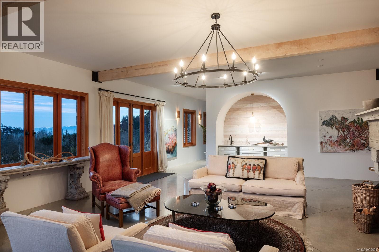  735 Arden Road, Metchosin