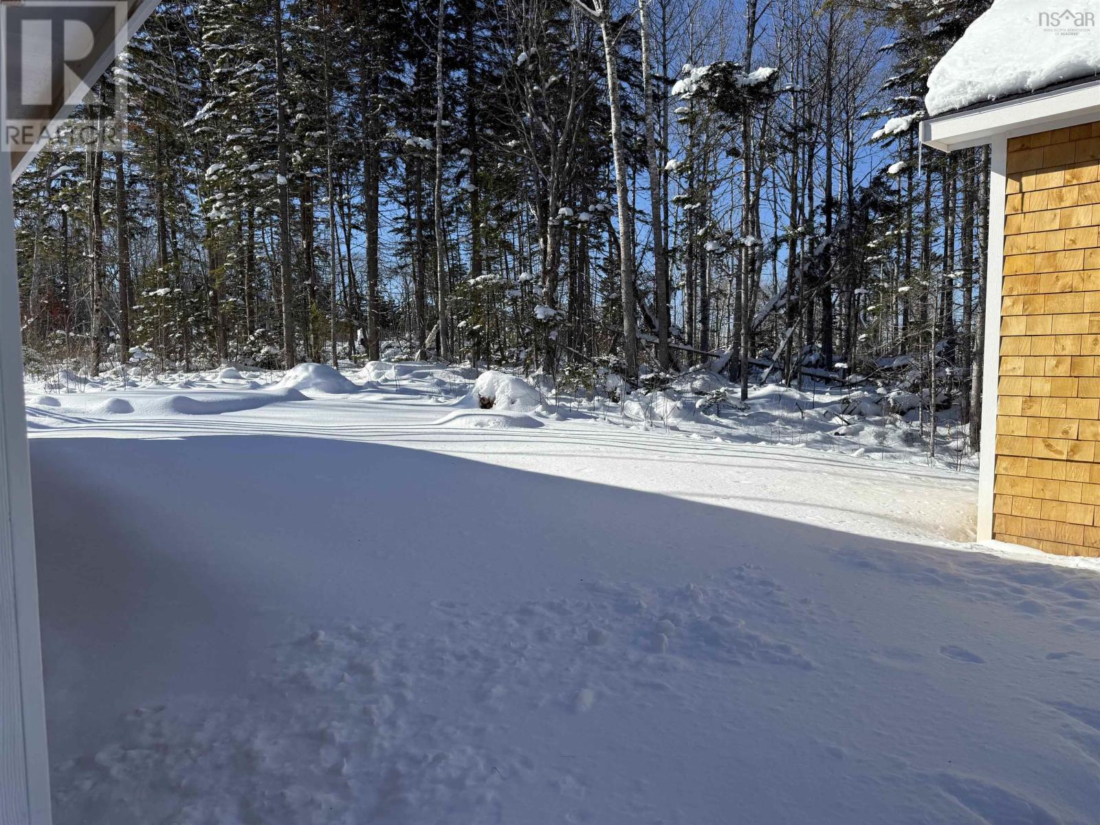 Property 19 of 20 of 78 Whistle Stop Court