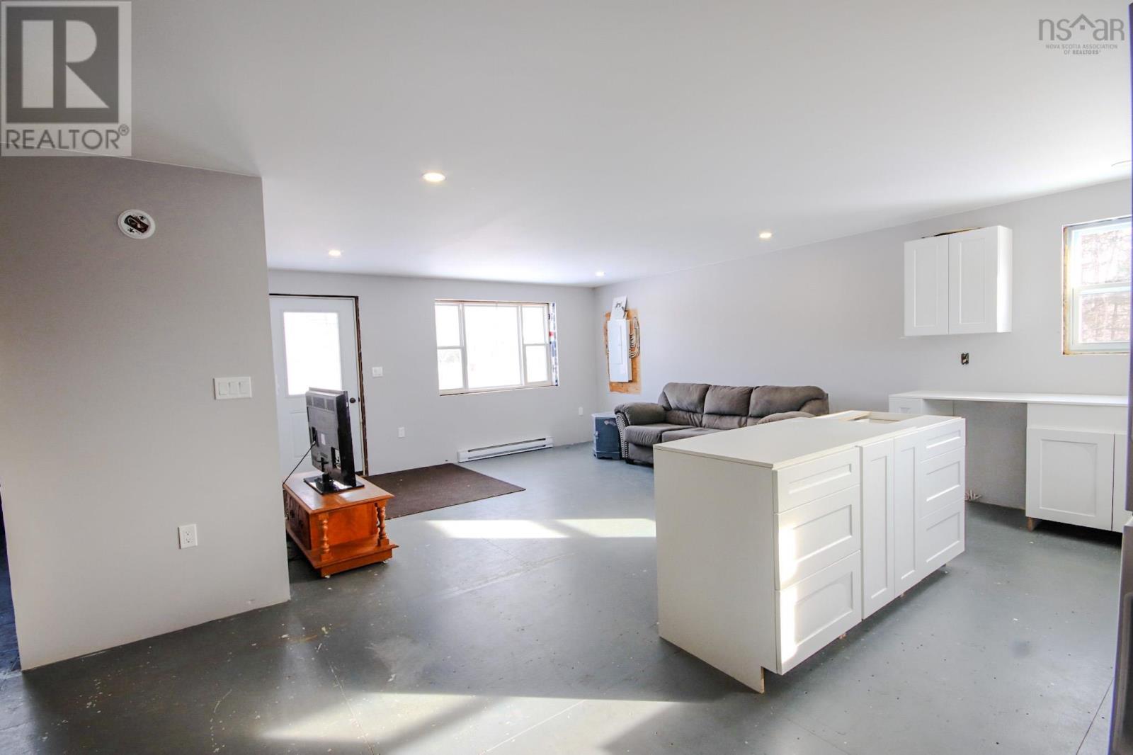 Property 3 of 12 of 7119 Highway 3