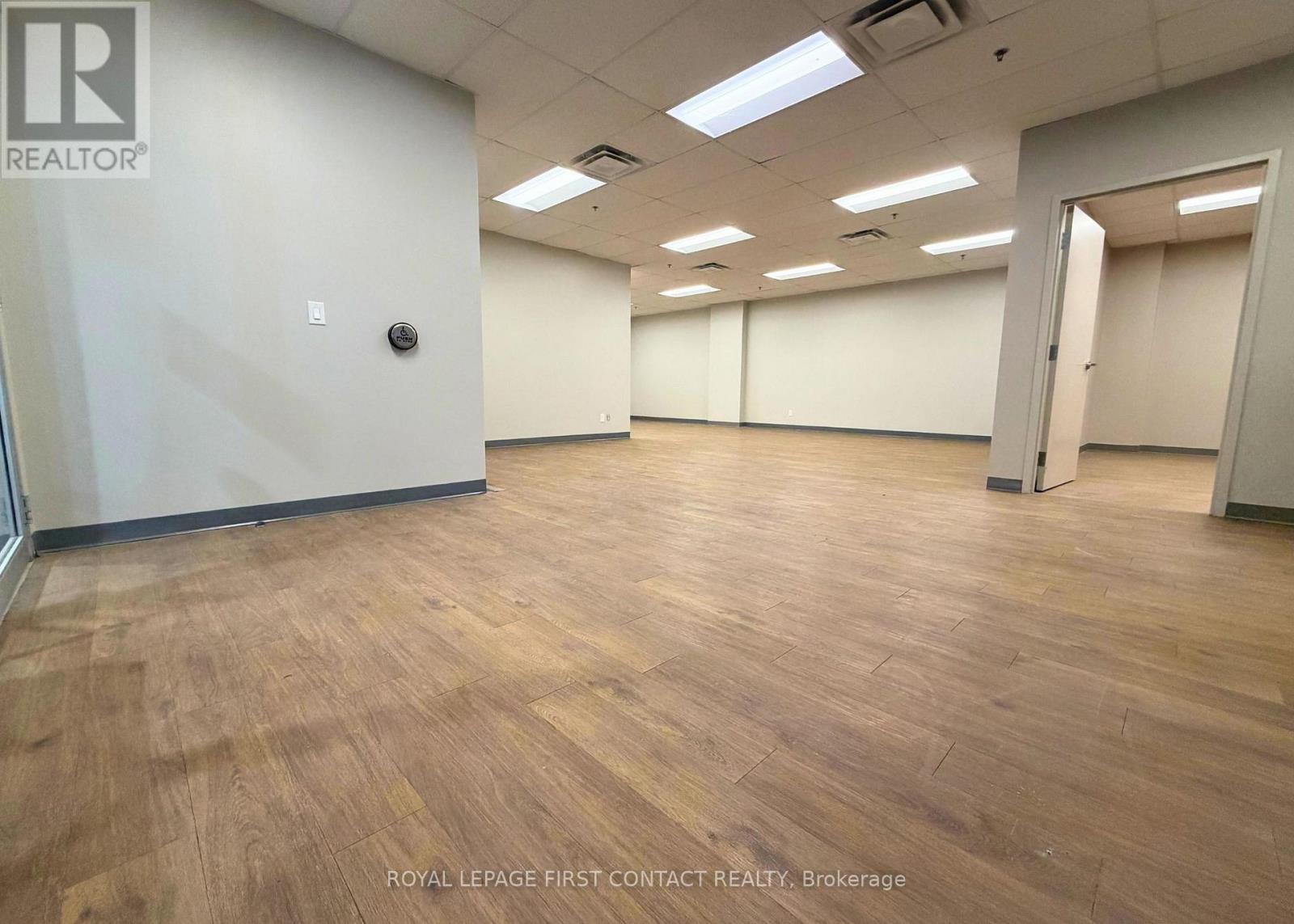 11 Lakeside Unit 103 photo 5