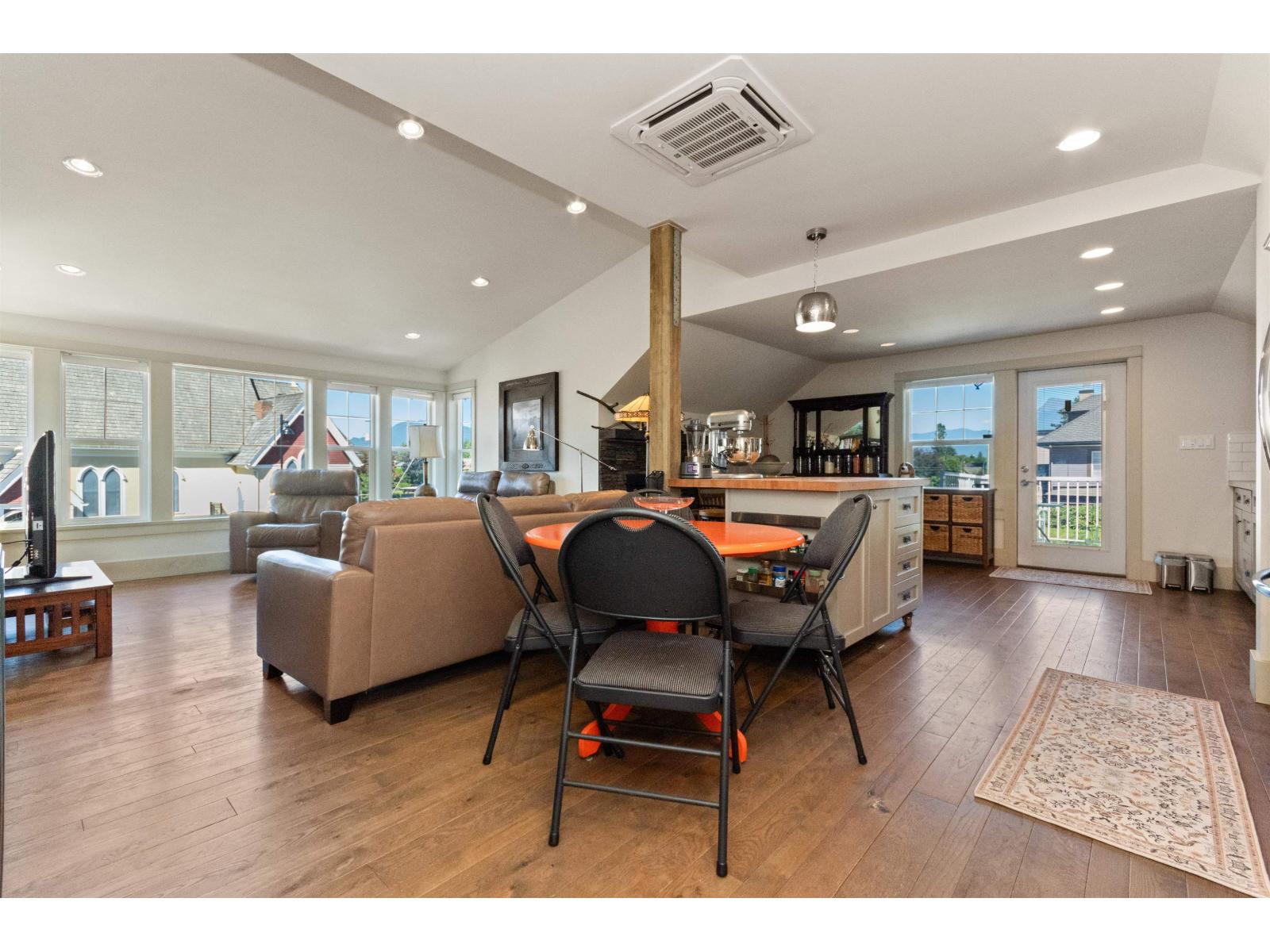 46028 FIRST AVENUE, Chilliwack Downtown — photo 25