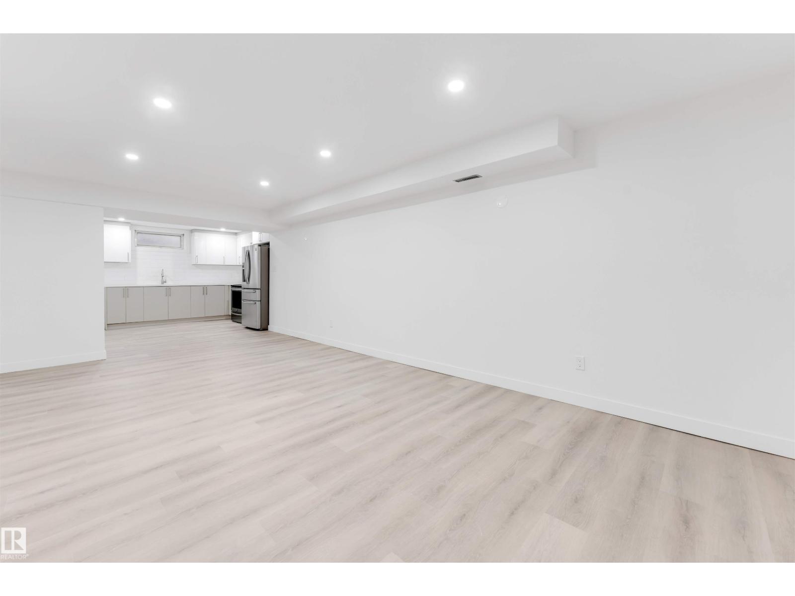 14511 21 st. NW, Edmonton