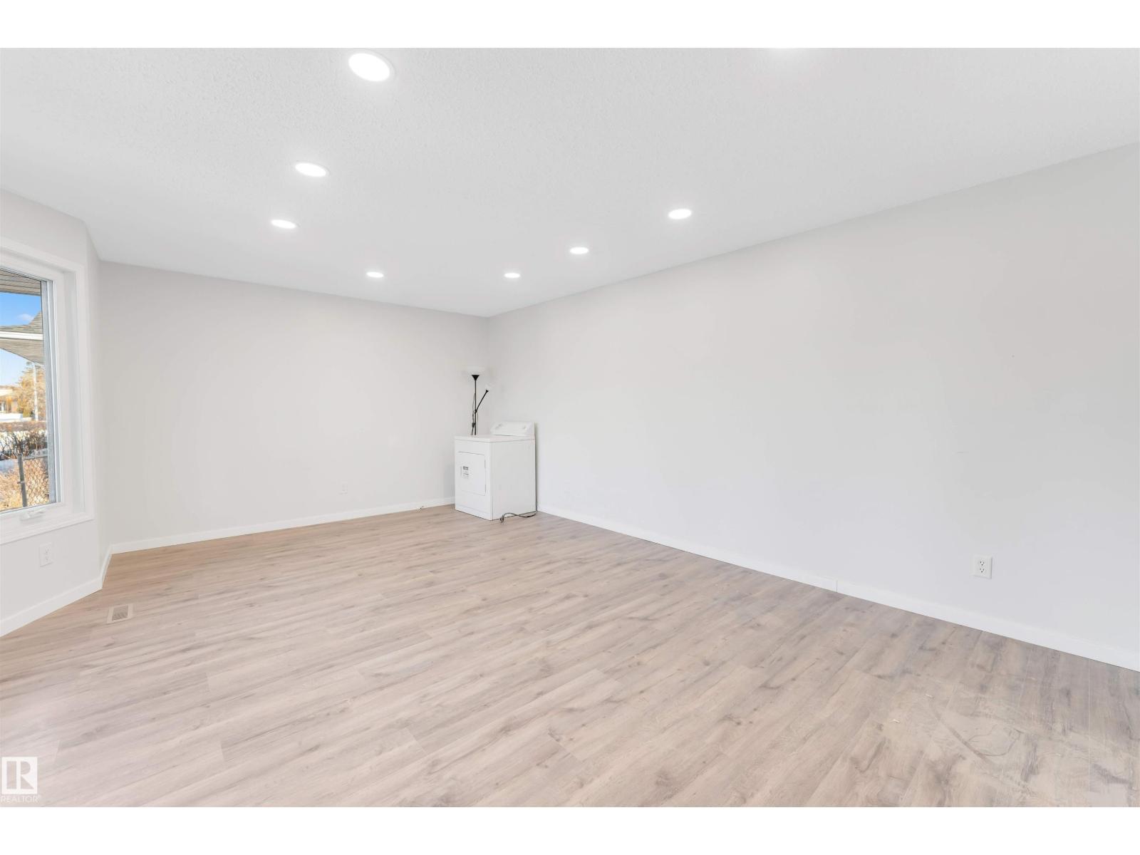 14511 21 st. NW, Edmonton