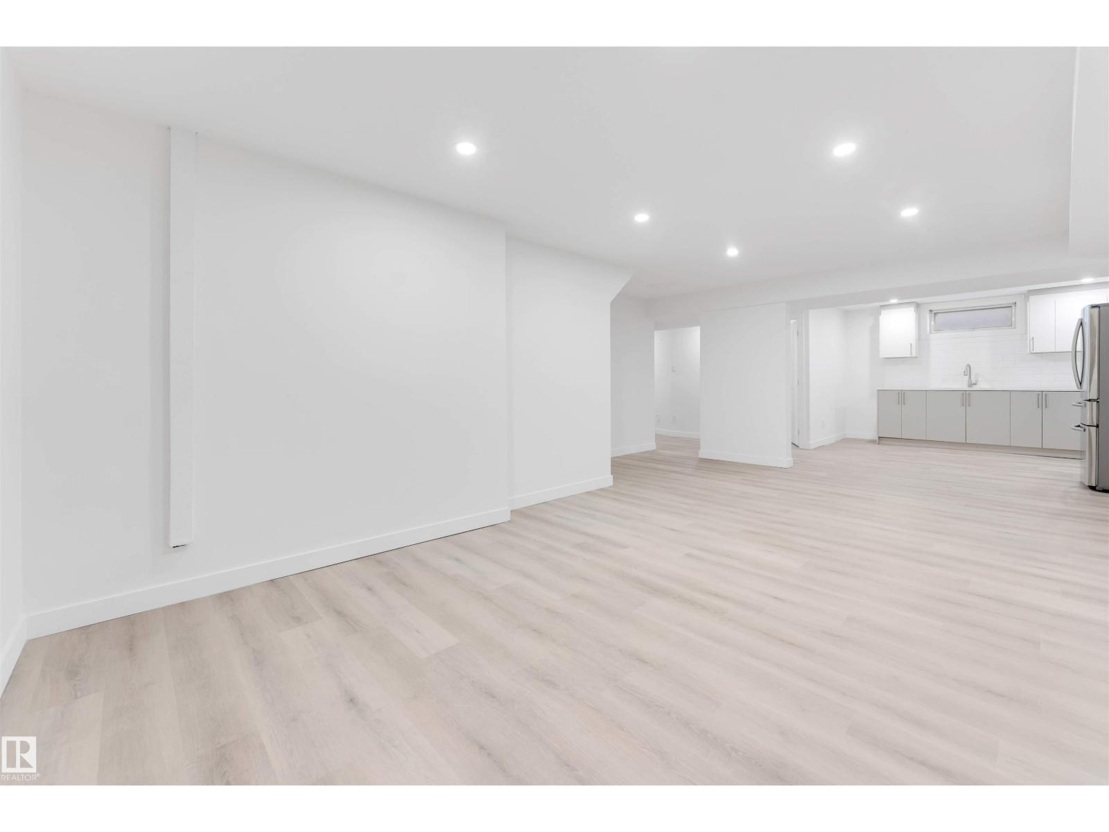 14511 21 st. NW, Edmonton