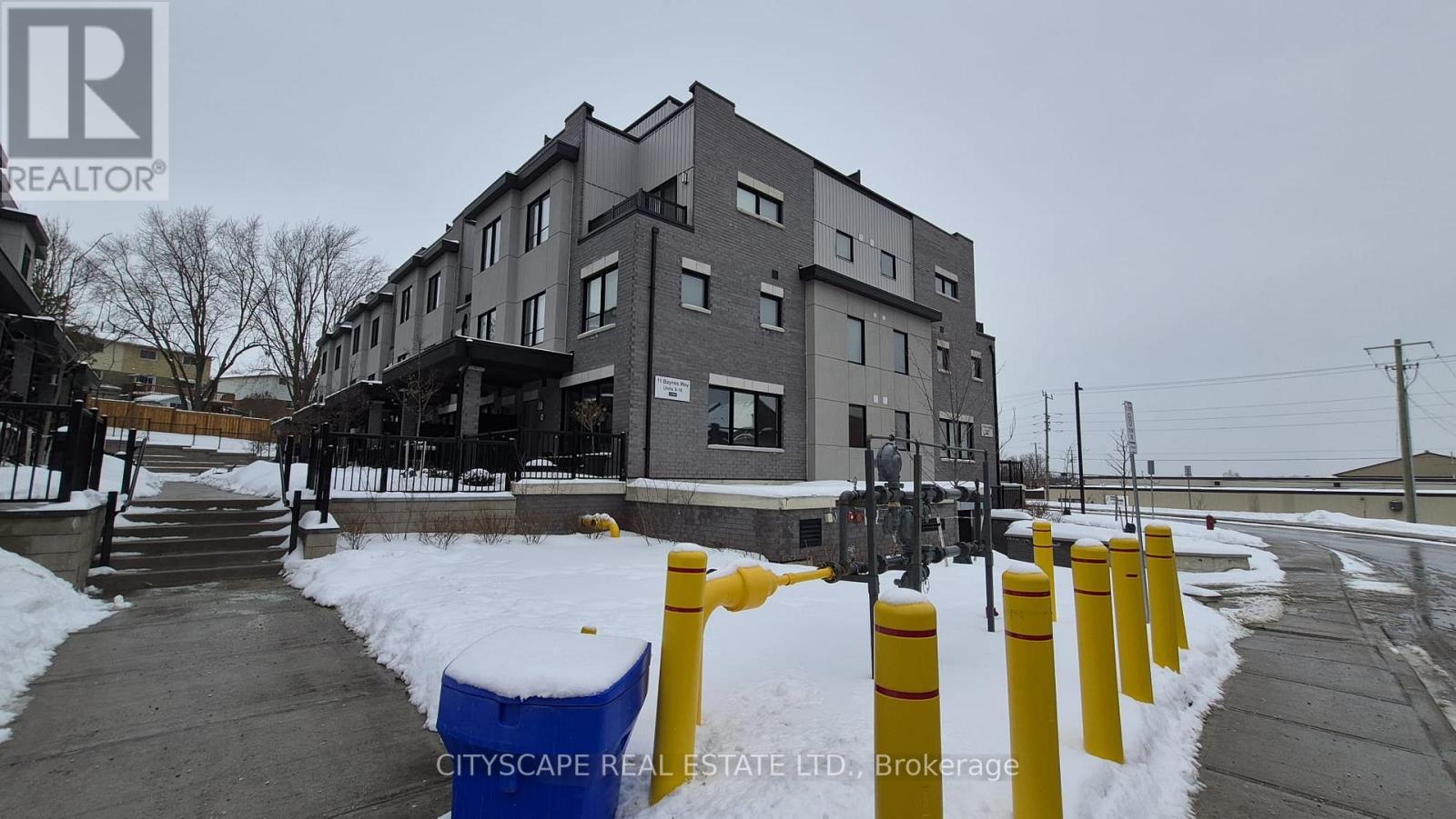 13 - 11 BAYNES WAY - Photo 3 of 3, Bradford West Gwillimbury (Bradford), Ontario