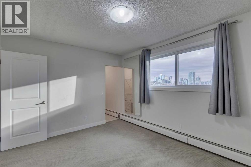 Single Family House for Sale in    Street SW Bankview Calgary 