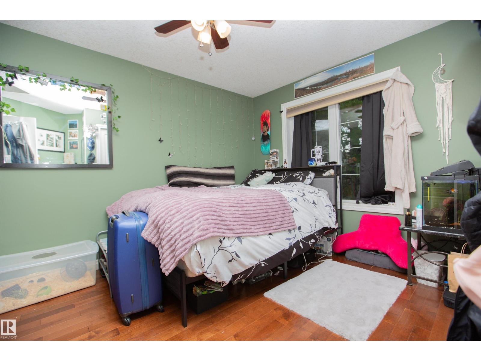 12026 91 Street NW - Photo 29